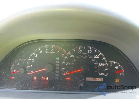 2005 Toyota Camry Le z USA, uszkodzony, nr VIN 4T1BE32K05U563894